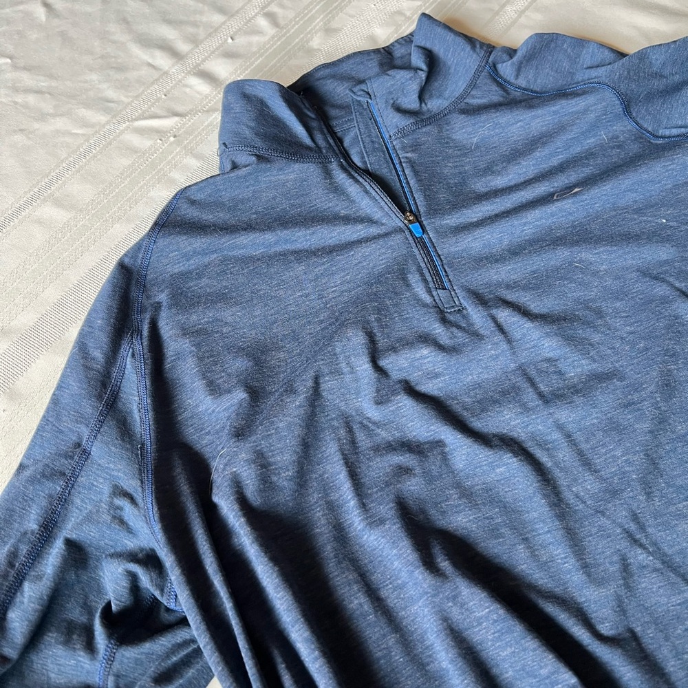 Brand new with tags men’s pull over 3 quarter zip shirt.